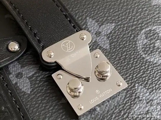 Official oldcobbler VUITTON TRUNK SIDE LOUIS MM 0704